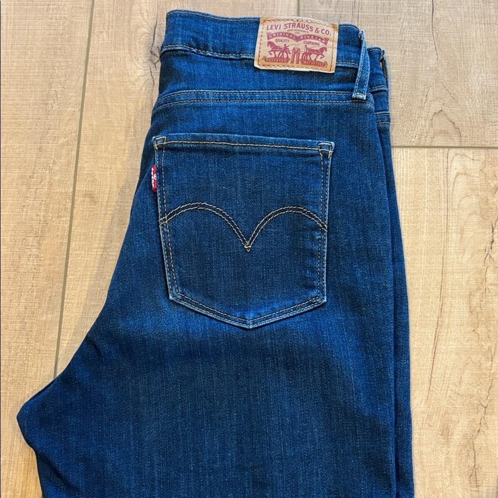 Levi’s women’s jeans 724 high rise straight crop 28 - Picture 3 of 5